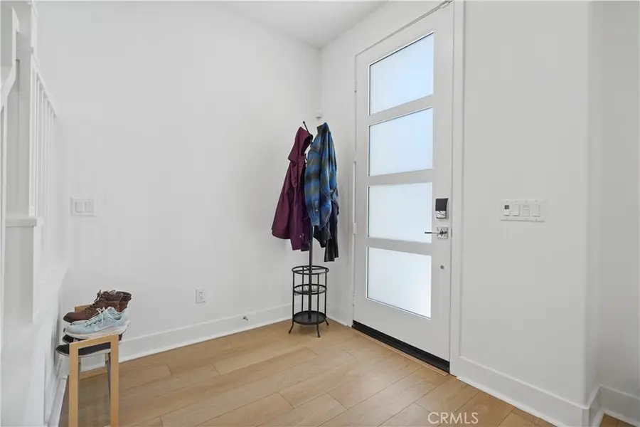 27321 Great Divide Lane, Valencia, CA 91381 - Image #3