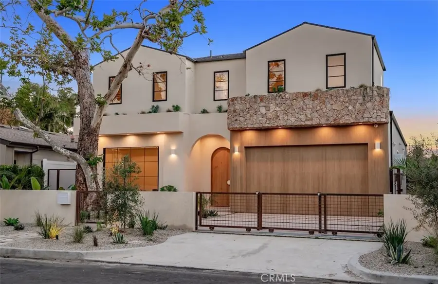 11746 Blix, Valley Village, CA 91607 - Image #3