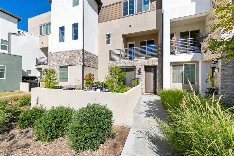 27040 Painted Sky Way, Valencia, CA 91381 - Image #3