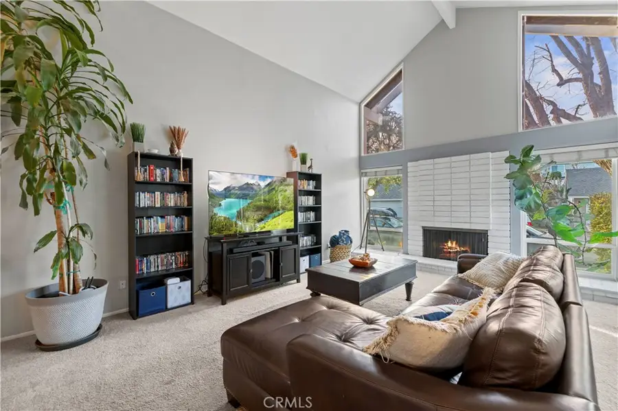 23716 Rotunda, Valencia, CA 91355 - Image #3