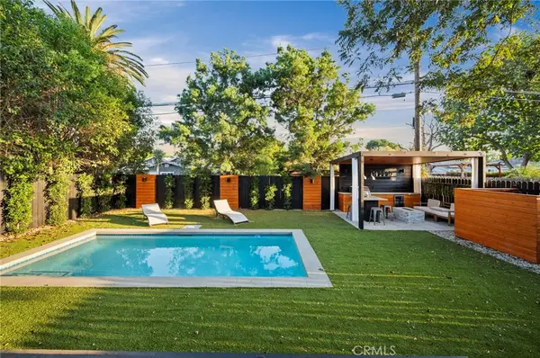 14328 Emelita Street, Sherman Oaks, CA 91401