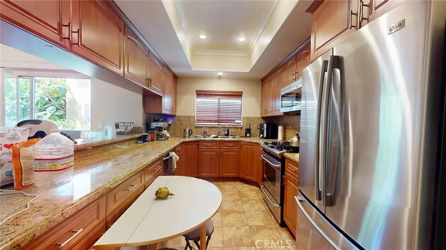 14919 Dickens Street #105, Sherman Oaks, CA 91403 - #3