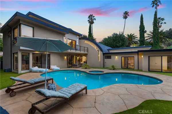 4415 Vanalden Avenue, Tarzana, CA 91356