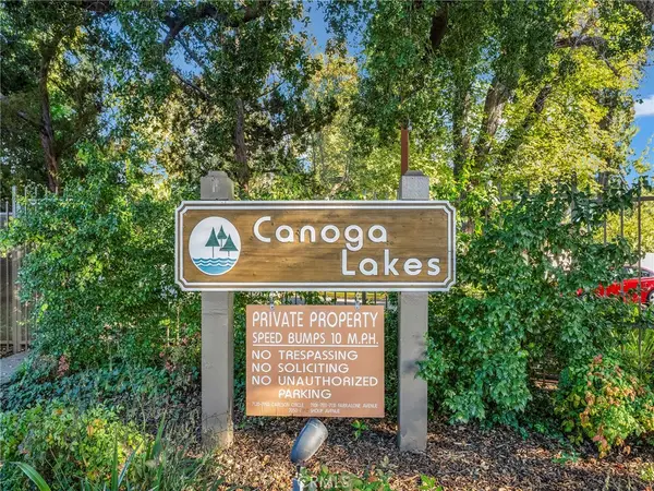 7050 Shoup Avenue #225, Canoga Park, CA 91303