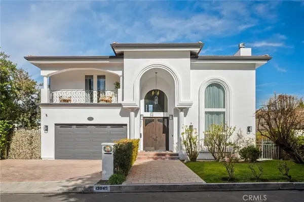 13045 Greenleaf Street, Studio City, CA 91604