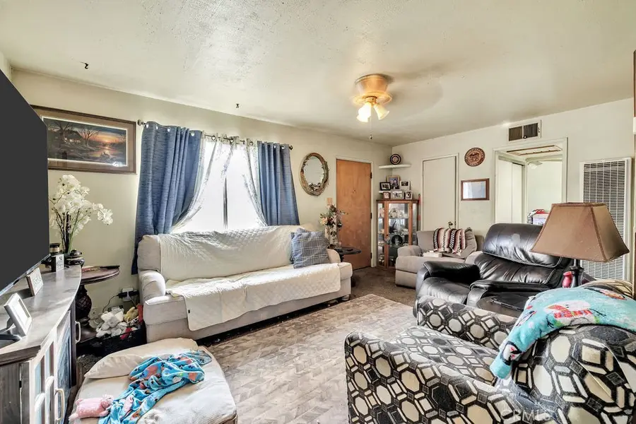 241 N Helena Street, Ridgecrest, CA 93555 - Image #3