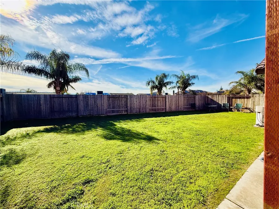 317 Berry Meadow, Bakersfield, CA 93308 - Image #2