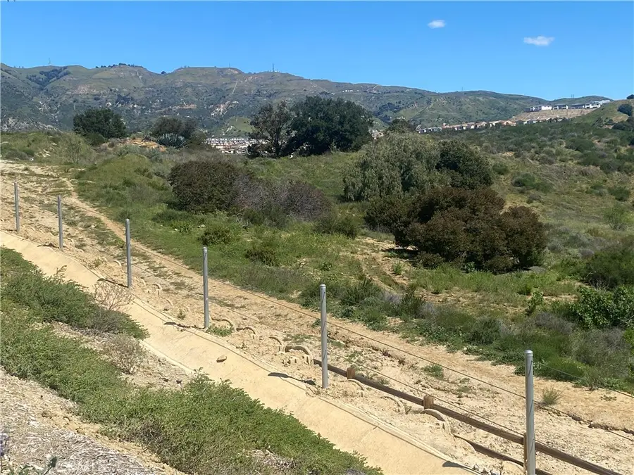 2 Coya Trail, Chatsworth, CA 91311 - #3