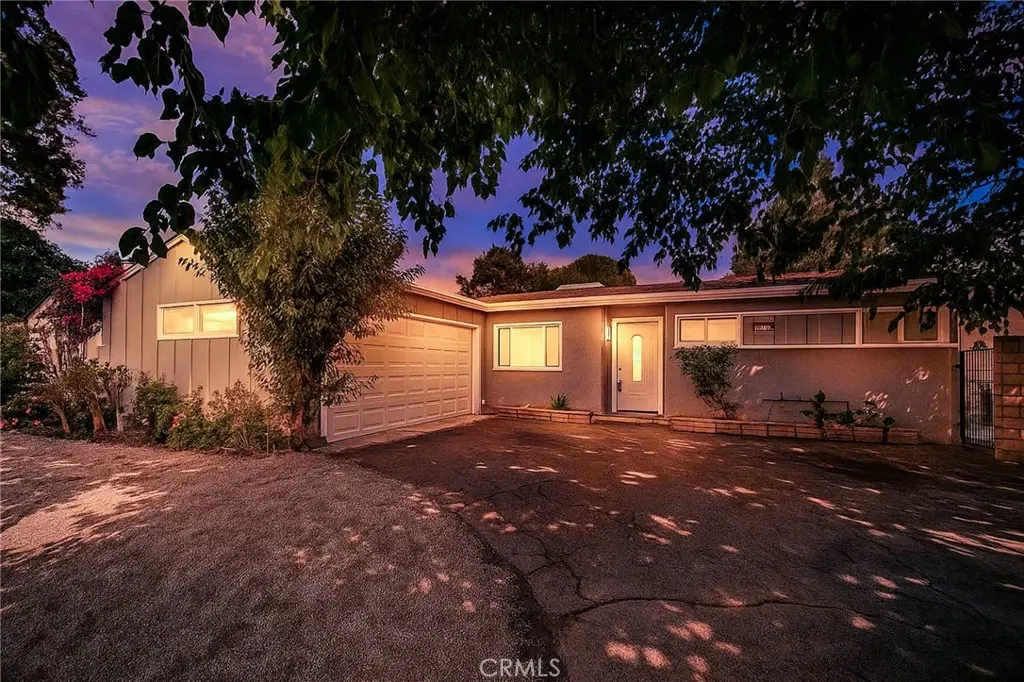 7848 Chastain Avenue, Reseda, CA 91335 - #1