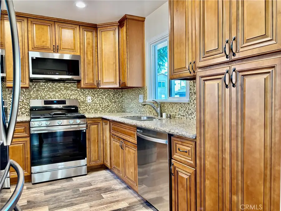 7328 Wish, Lake Balboa, CA 91406 - Image #3