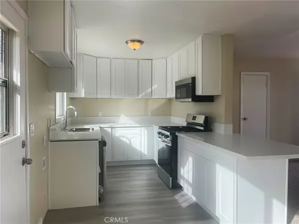 1560 W Avenue H10, Lancaster, CA 93534