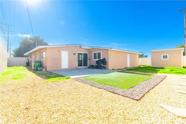 2005 W Milling, Lancaster, CA 93536