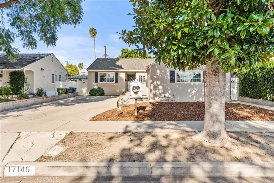 17145 Strathern Street, Lake Balboa, CA 91406 - #3