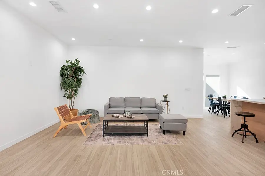 14868 Envoy, San Fernando Valley, CA 91342 - #3