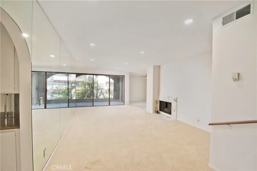 5340 Yarmouth #205, Encino, CA 91316 - #2