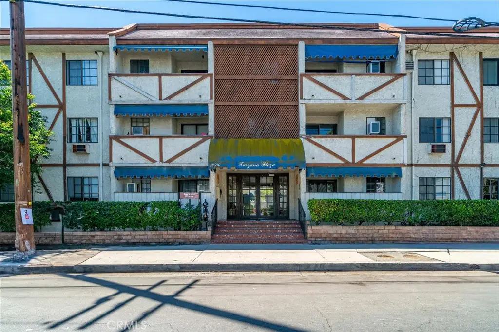 18530 Hatteras Street #209, Tarzana, CA 91356 - #1