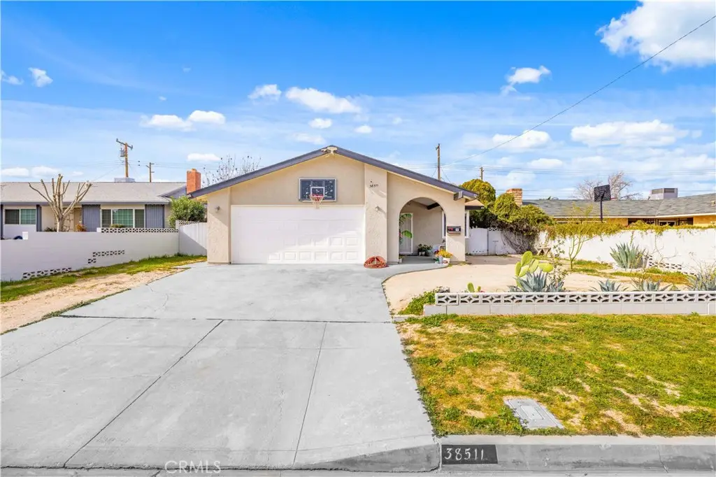 38511 Carolside, Palmdale, CA 93550 - #1