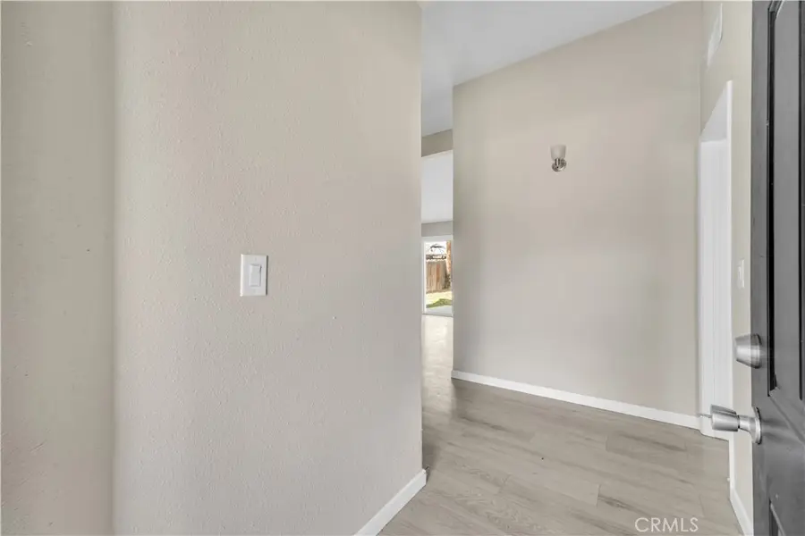 1041 W Avenue H2, Lancaster, CA 93534 - #3