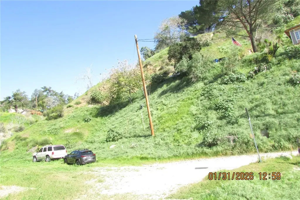 8001 Denivelle Rd., Sunland, CA 91040 - #1