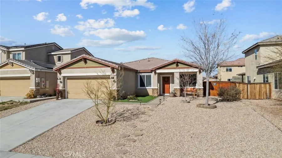 3559 Half Dome Avenue, Rosamond, CA 93560 - #2