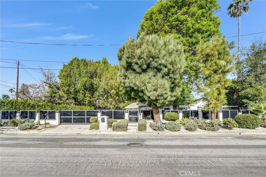 23245 Gonzales Drive, Woodland Hills, CA 91367 - #2