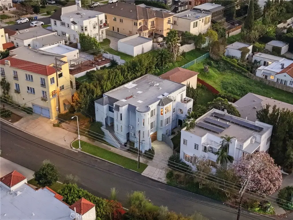 4916 W 12th Street, Los Angeles, CA 90019 - Image #1