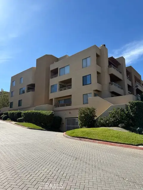 7225 Navajo, San Diego, CA 92119