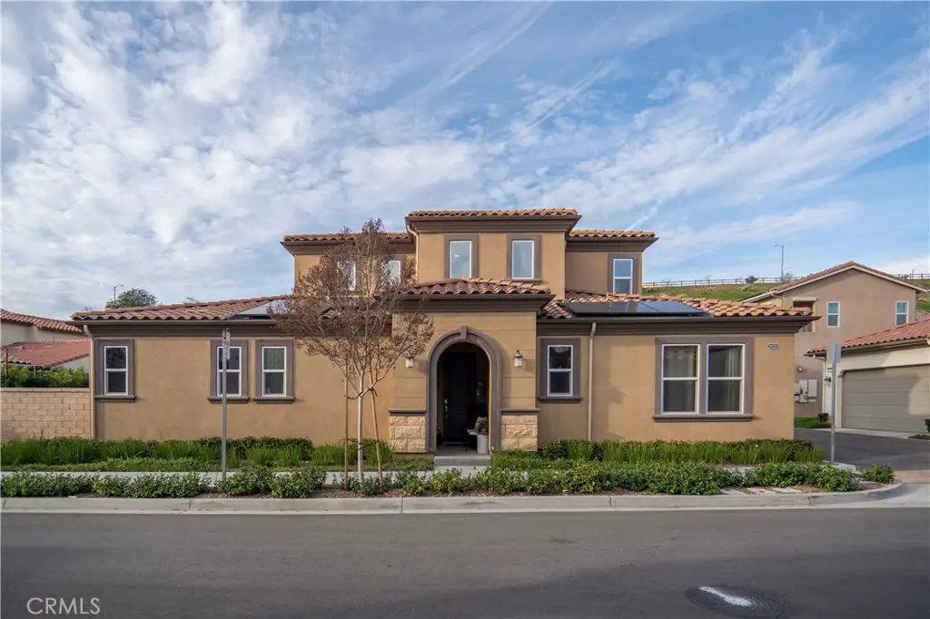 20525 Martingale, Saugus, CA 91350 - #1