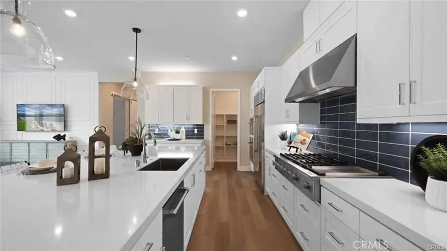 29610 Paseo Capilla, Valencia, CA 91354 - #3