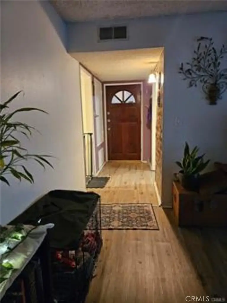 18307 Burbank Boulevard #41, Tarzana, CA 91356 - #3