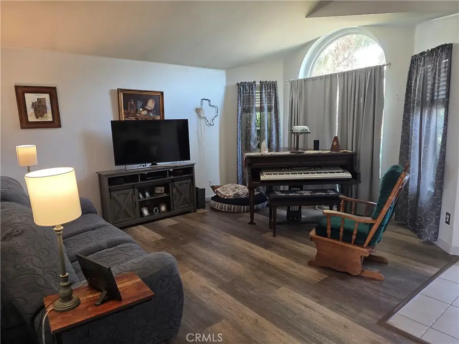 3525 Fernwood, Rosamond, CA 93560 - #2