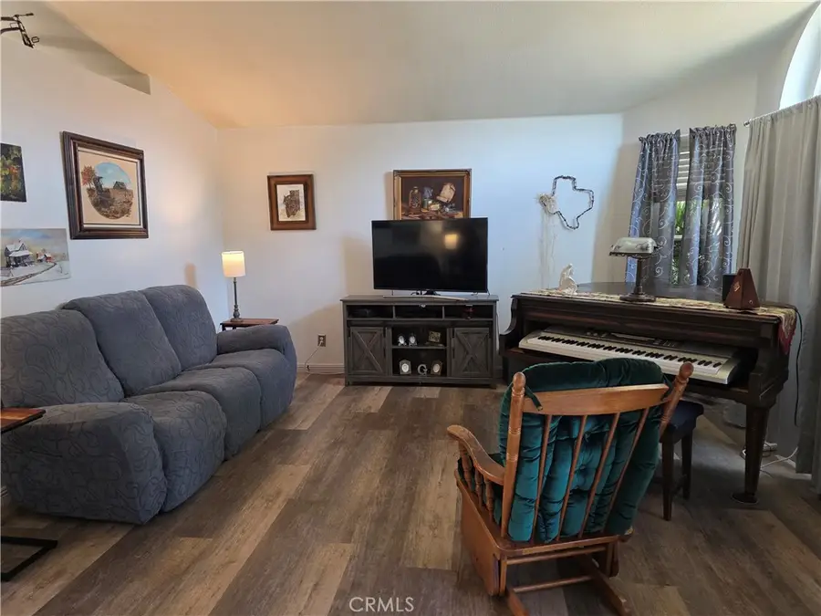 3525 Fernwood, Rosamond, CA 93560 - #3