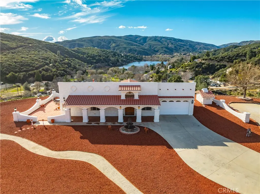 43738 Mountain View Rd, Lake Hughes, CA 93532 - #1