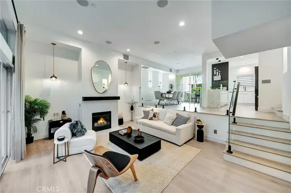 1020 Hilldale, West Hollywood, CA 90069