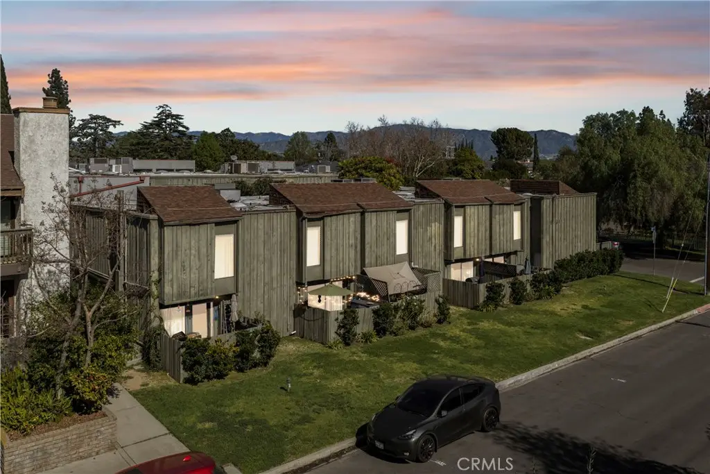 11607 Acama Street, Studio City, CA 91604 - #1