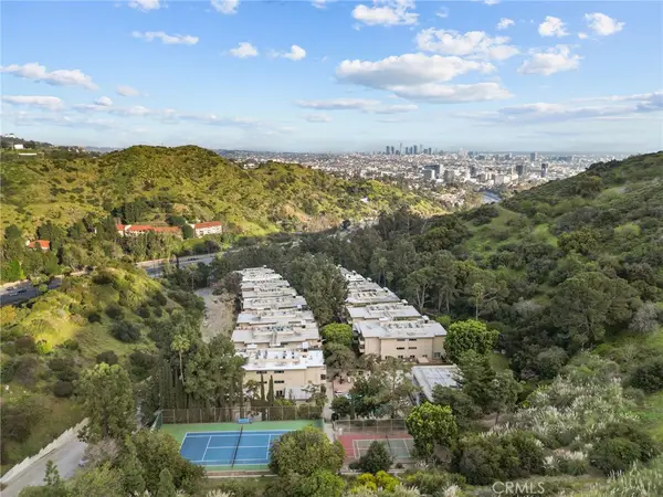 6752 Hillpark Drive #202, Los Angeles, CA 90068