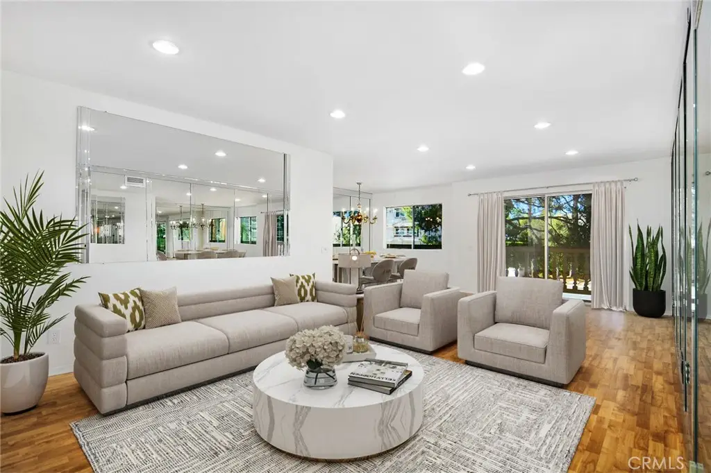 5400 Lindley Avenue #101, Encino, CA 91316 - #1
