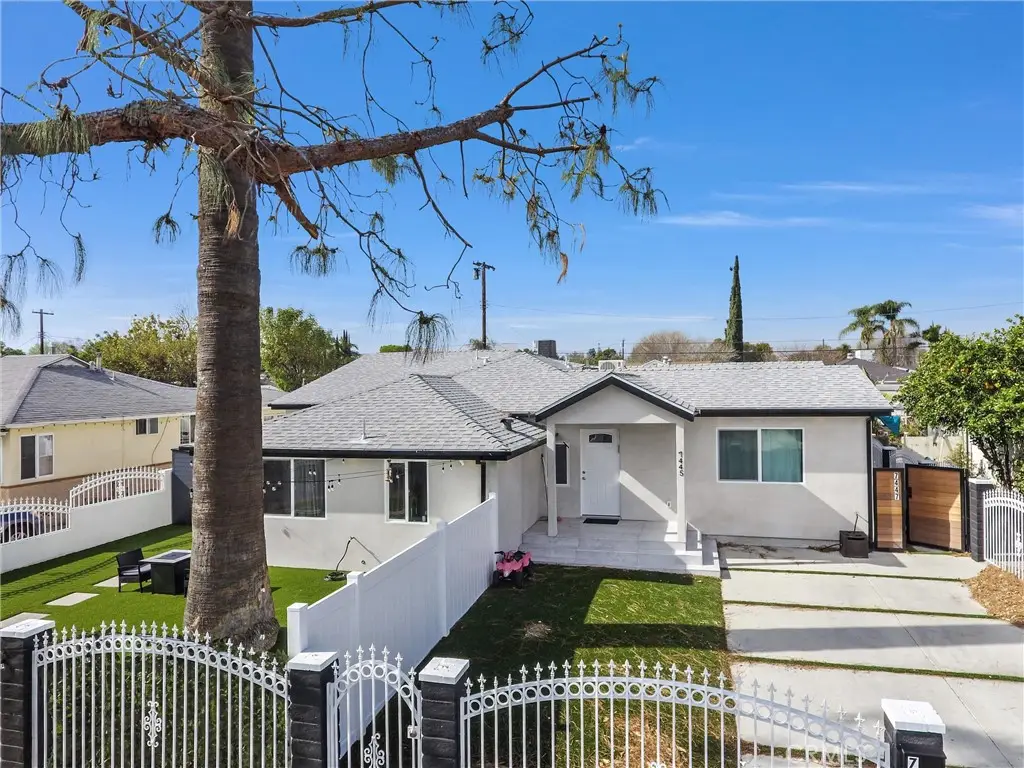 7445 Oakdale Avenue, Winnetka, CA 91306 - #1
