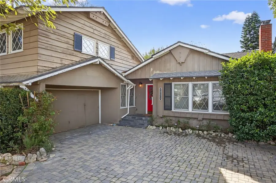 18624 Gledhill Street, Northridge, CA 91324 - #2