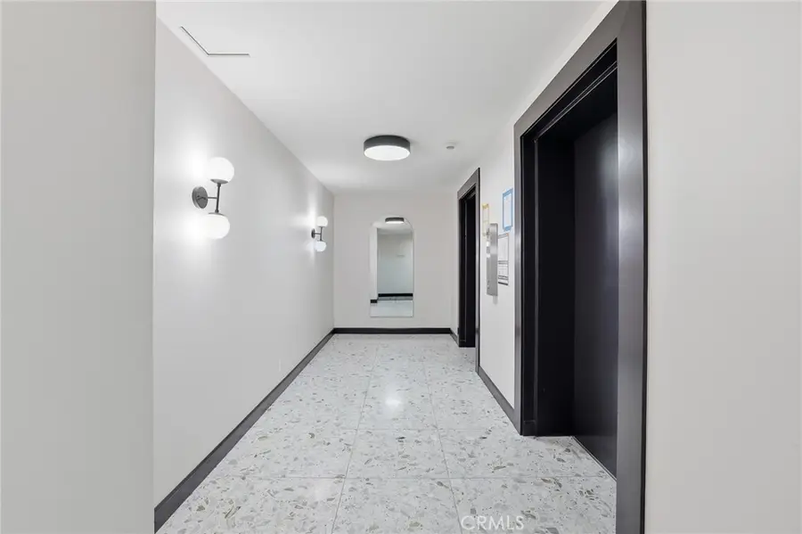 321 S San Vicente Boulevard #604, Los Angeles, CA 90048 - #2