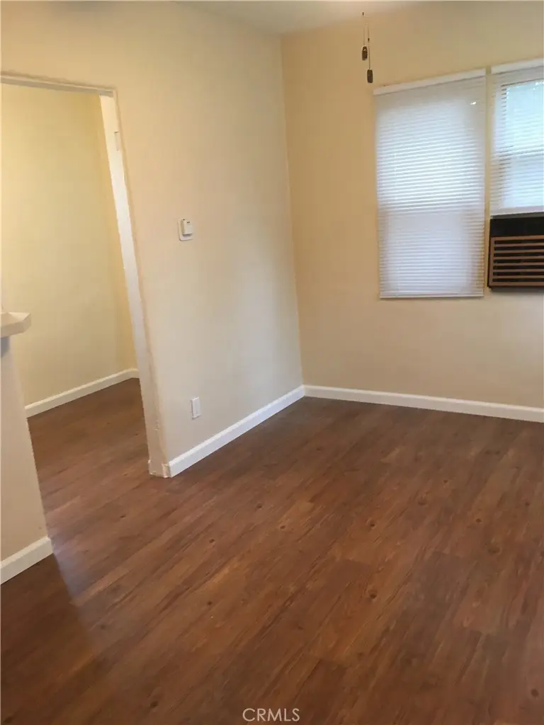 7444 Amigo Avenue, Reseda, CA 91335 - #3