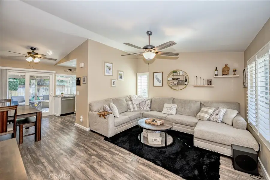 25688 Neblina Court, Valencia, CA 91355 - #3