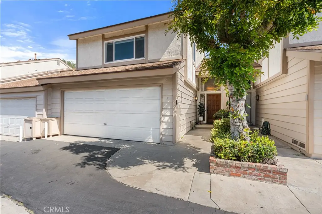 18319 Collins #7, Tarzana, CA 91356 - #1