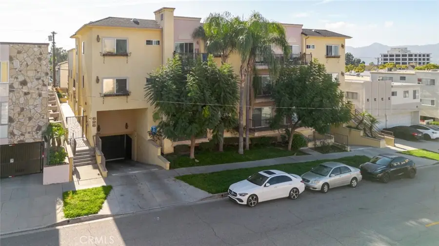 626 E Orange Grove Avenue #204, Burbank, CA 91501 - #2