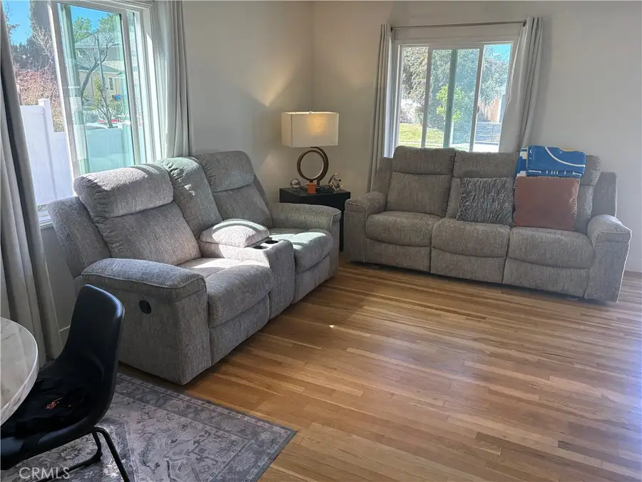 5746 Zelzah Ave, Encino, CA 91316 - #3