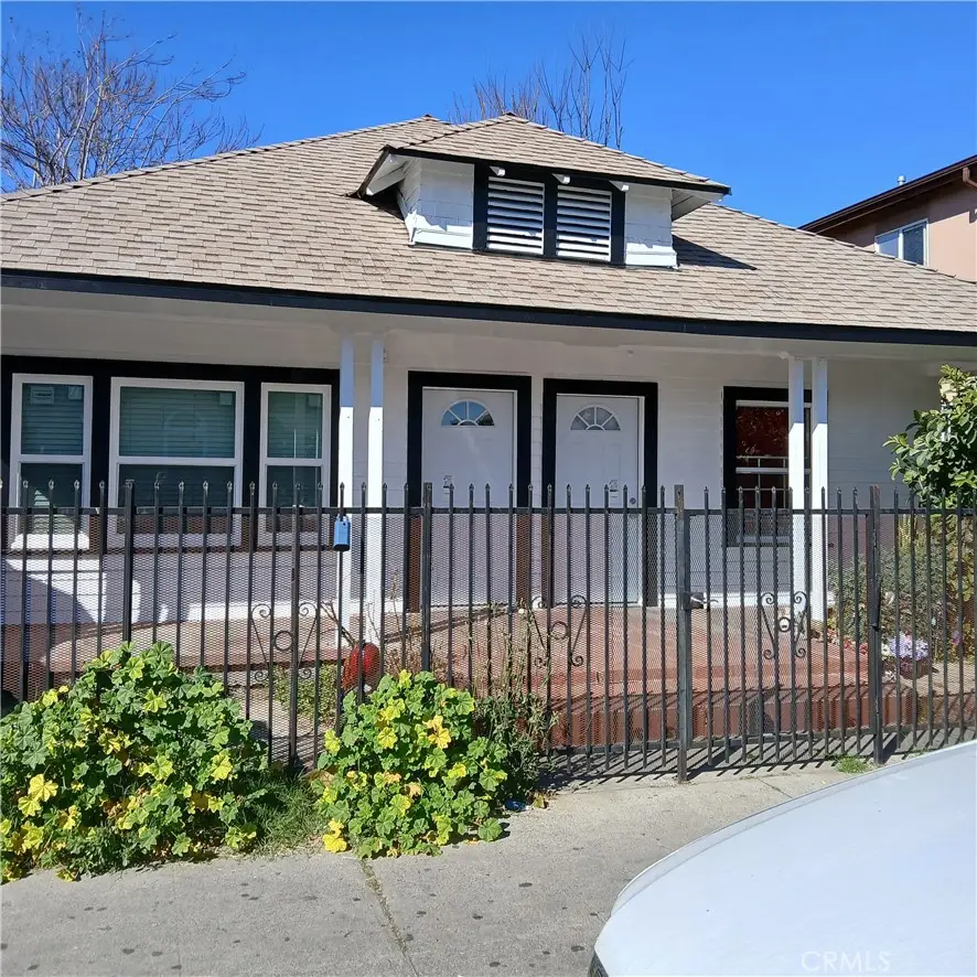 - 135 E 54th Street, Los Angeles, CA 90011 - #1