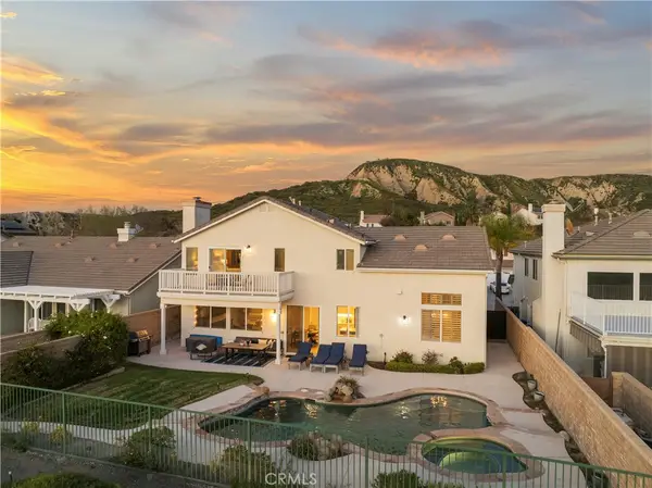 26451 Puffin Place, Canyon Country, CA 91387