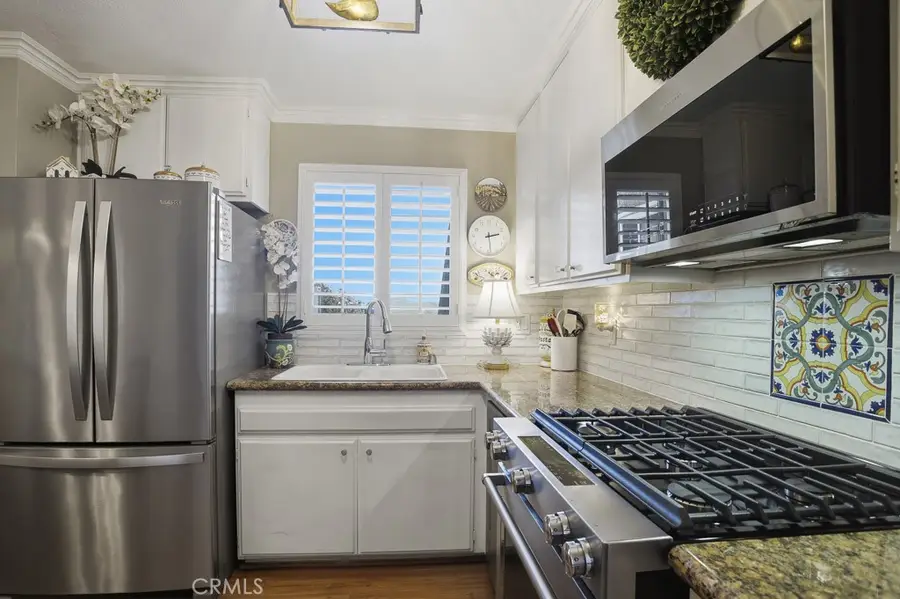 24485 Valle Del Oro #102, Santa Clarita, CA 91321 - #2