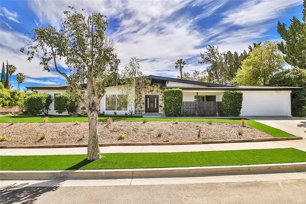 23540 Kivik, Woodland Hills, CA 91367