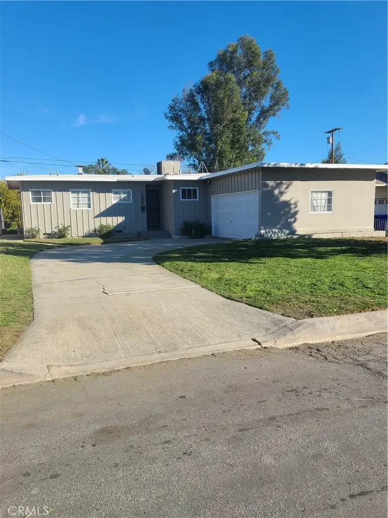 1295 Pepper Tree Lane, San Bernardino, CA 92404 - #1